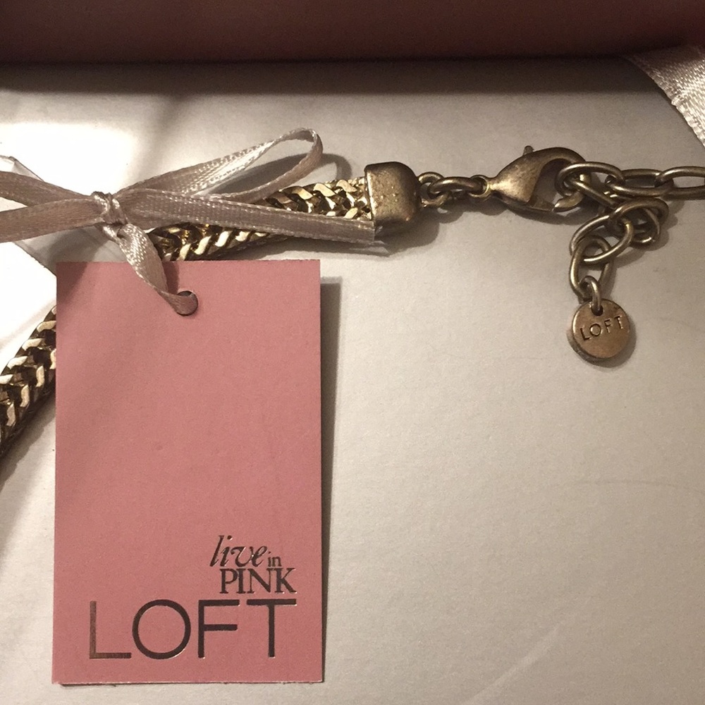 🌟NWT🌟 LOFT Crystal Statement Necklace - Picture 3 of 7